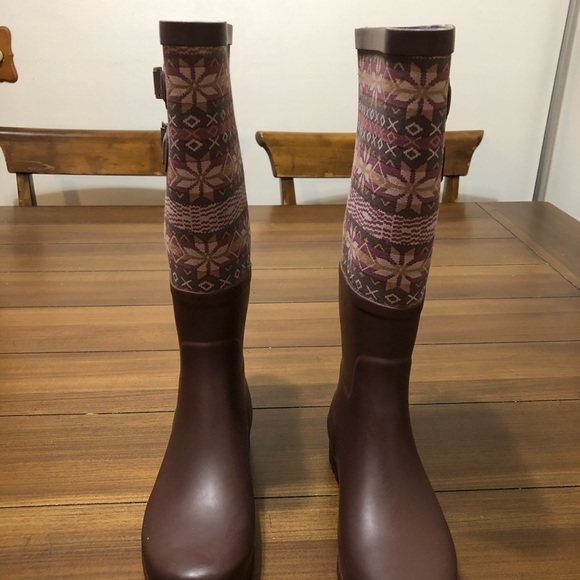 Ladies Ugg Rain Boots - Picture 4 of 5